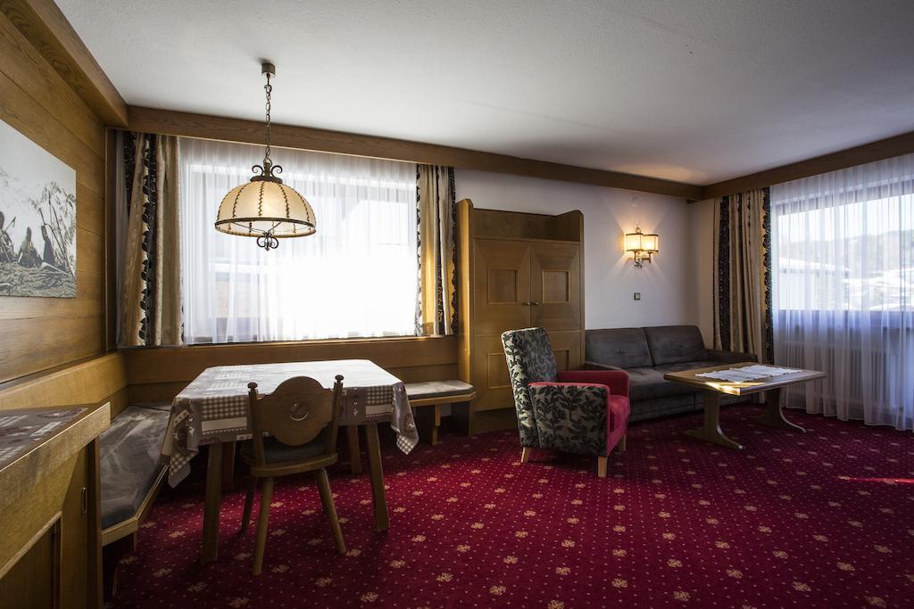 Appartementhaus Solstein Seefeld in Tirol Zimmer foto